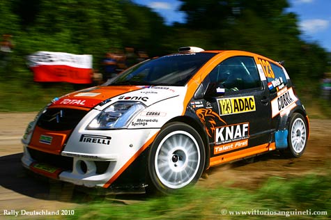 © Vittorio Sanguineti.