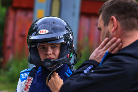 © FLAT-OUT media agency