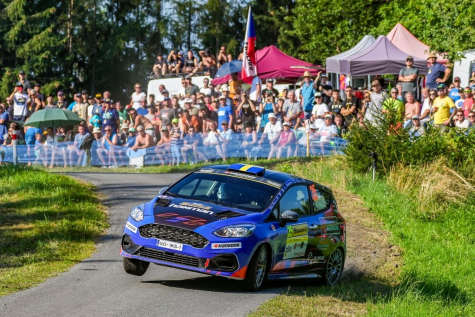 © Flat-Out media agency.