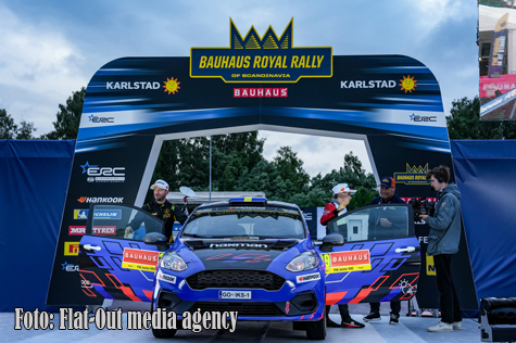 © Flat-out media agency.